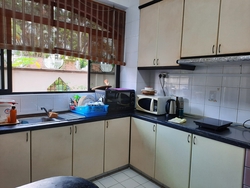 Jalan Dermawan (D23), Terrace #398891011